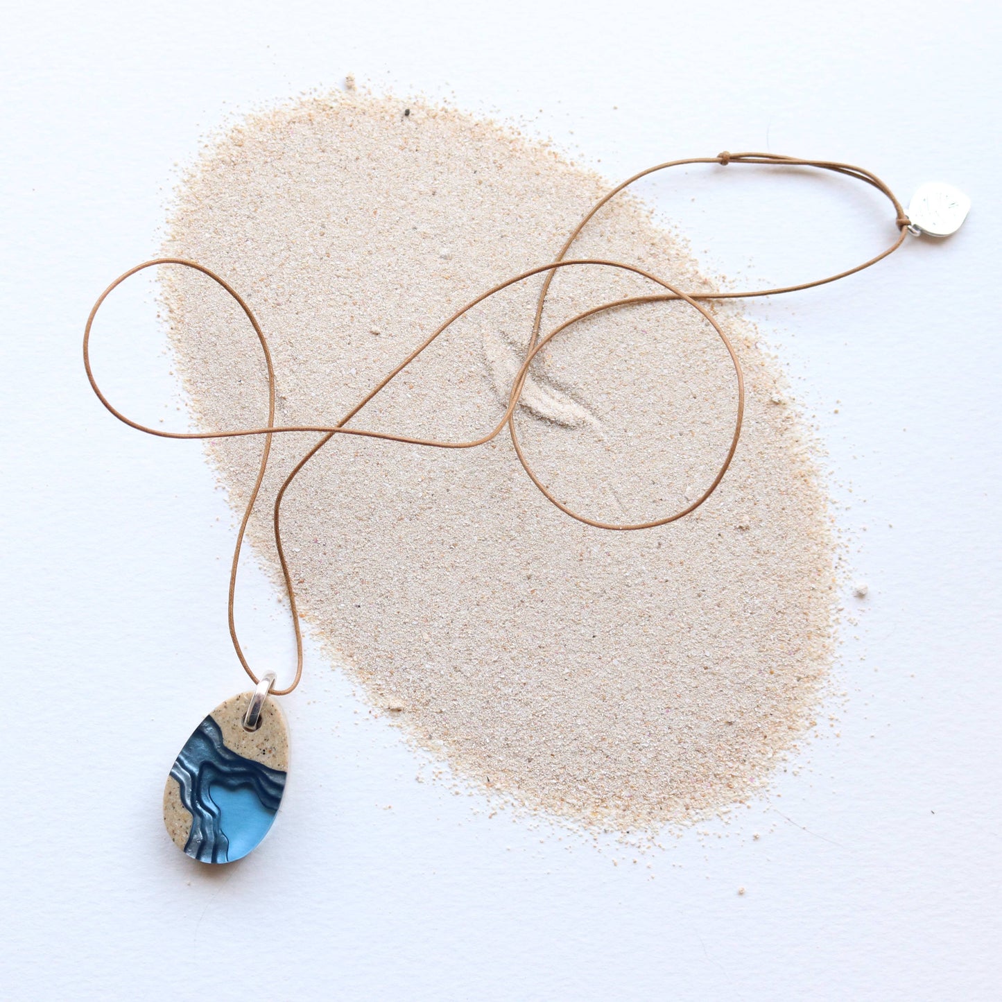 Cove Necklace