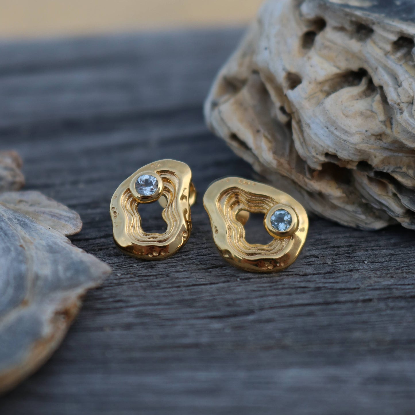 Oasis Ear Studs - Gold