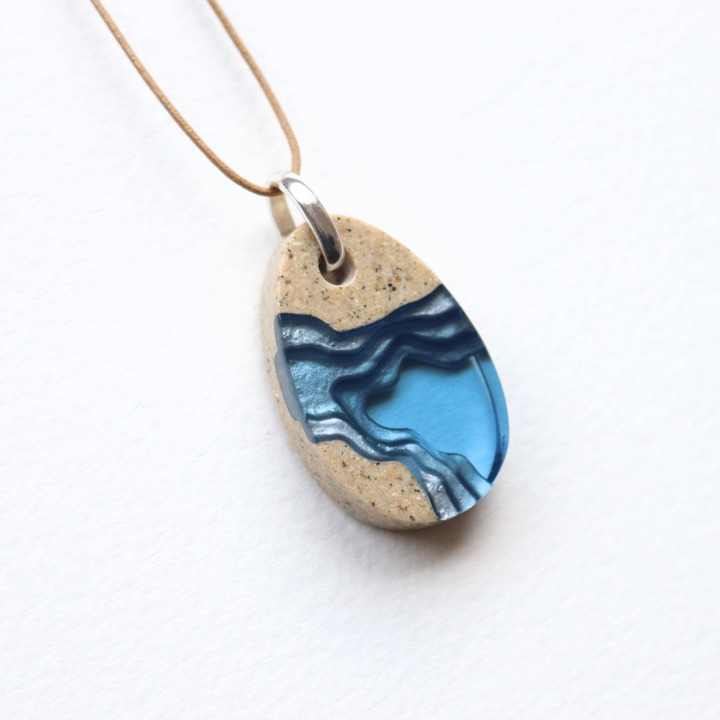 Cove Necklace