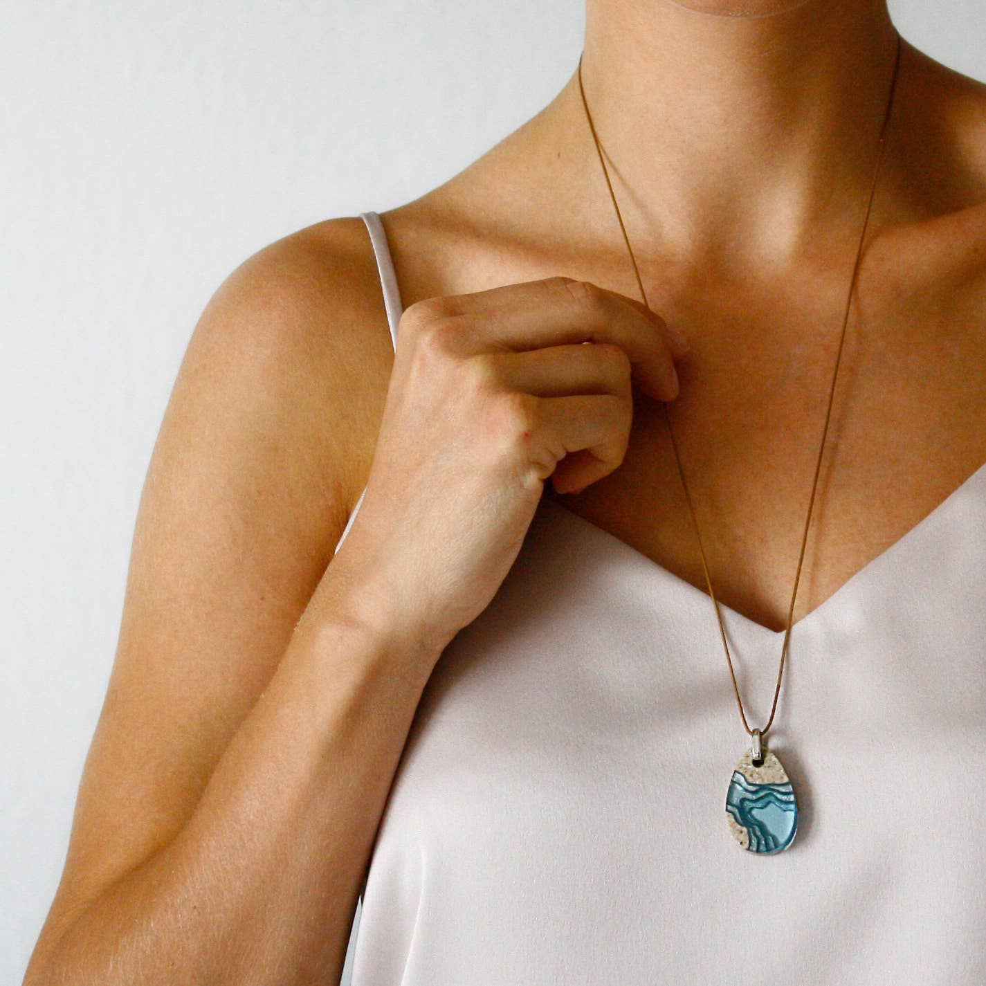 Cove Necklace