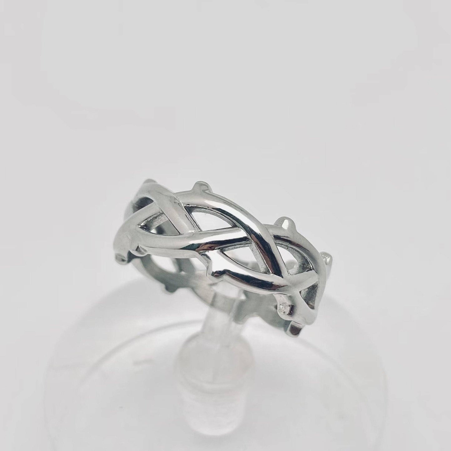 Titanium Thorn-shaped Ring