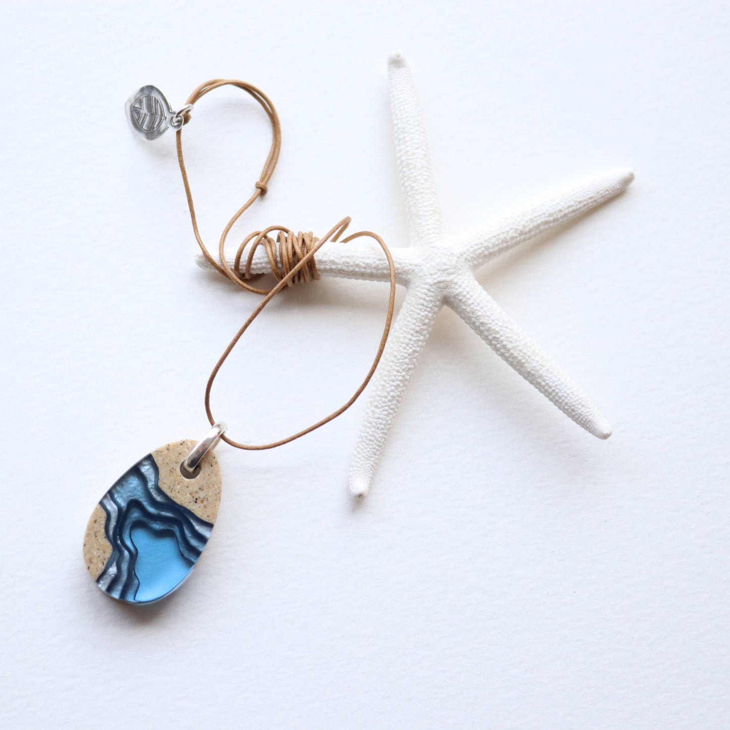 Cove Necklace