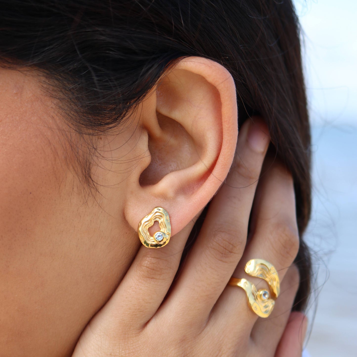 Oasis Ear Studs - Gold