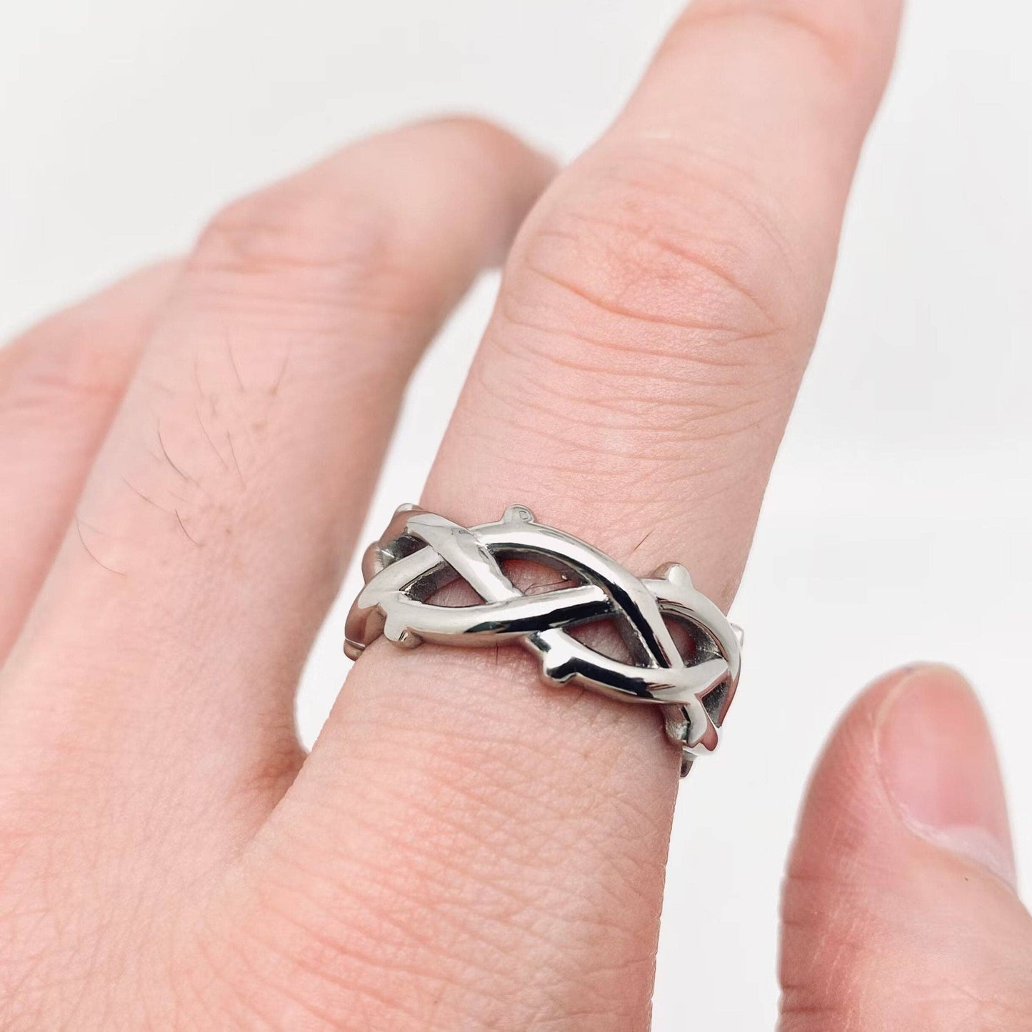 Titanium Thorn-shaped Ring